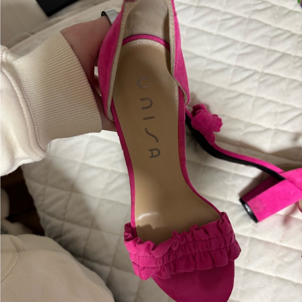 Pink Ruffle Heels - Picture 3 of 5